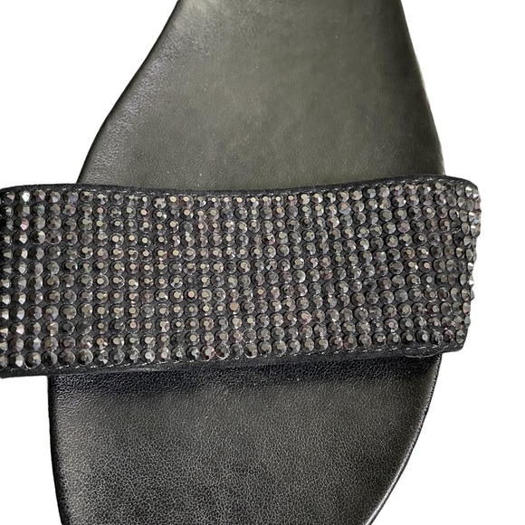 VINCE CAMUTO sandals - Picture 3 of 5